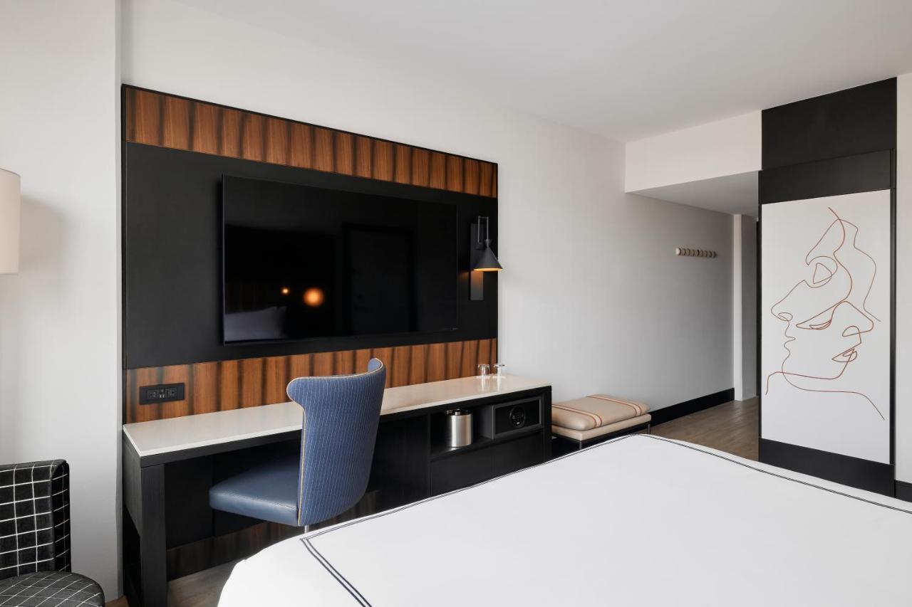 Hotel The Godfrey Detroit, Curio Collection By Hilton Esterno foto