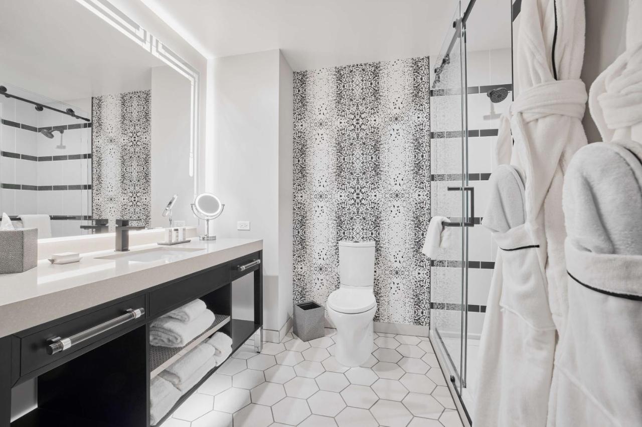 Hotel The Godfrey Detroit, Curio Collection By Hilton Esterno foto